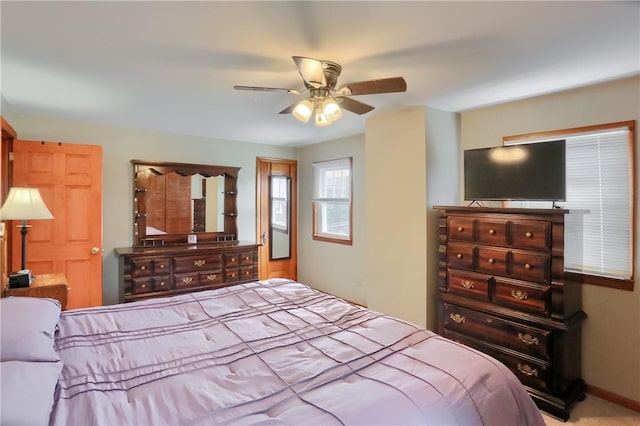 1009 Roselawn Ave, Harmony Twp, PA 15003 - bedroom with a ceiling fan