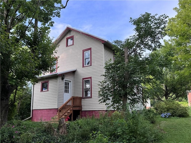1077 Bechtol Ave, Sharon, PA 16146 - rear view of house
