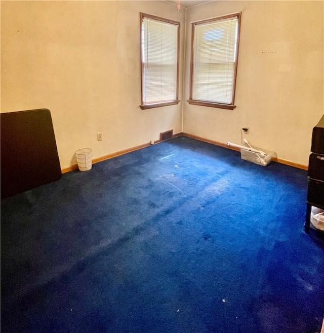 408 Ekin St, Elizabeth Twp/Boro, PA 15037 - carpeted empty room featuring baseboards