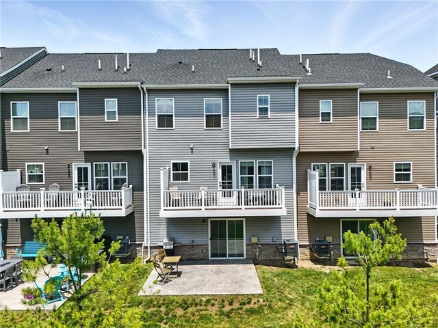 4022 Crown Dr, South Park, PA 15129 - back of house with a patio area and a yard