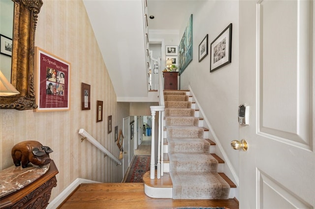 303 Schenley Rd, Squirrel Hill, PA 15217 - stairway with wallpapered walls and baseboards