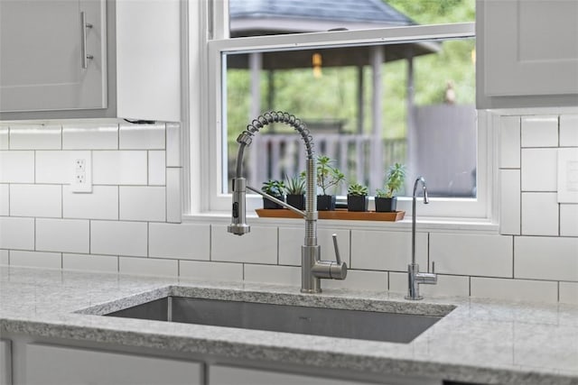 108 Oak Pointe Dr, Monroeville, PA 15146 - kitchen view of backsplash and light stone countertops