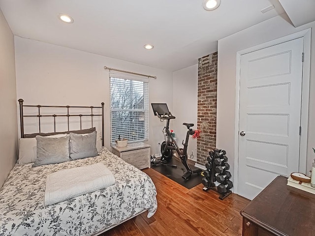 410 Bailey Ave, Mt Washington, PA 15211 - bedroom with wood finished floors and recessed lighting