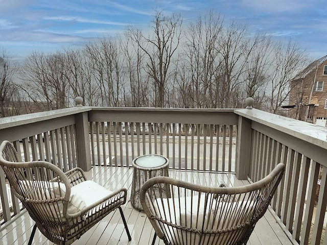 410 Bailey Ave, Mt Washington, PA 15211 - view of wooden deck