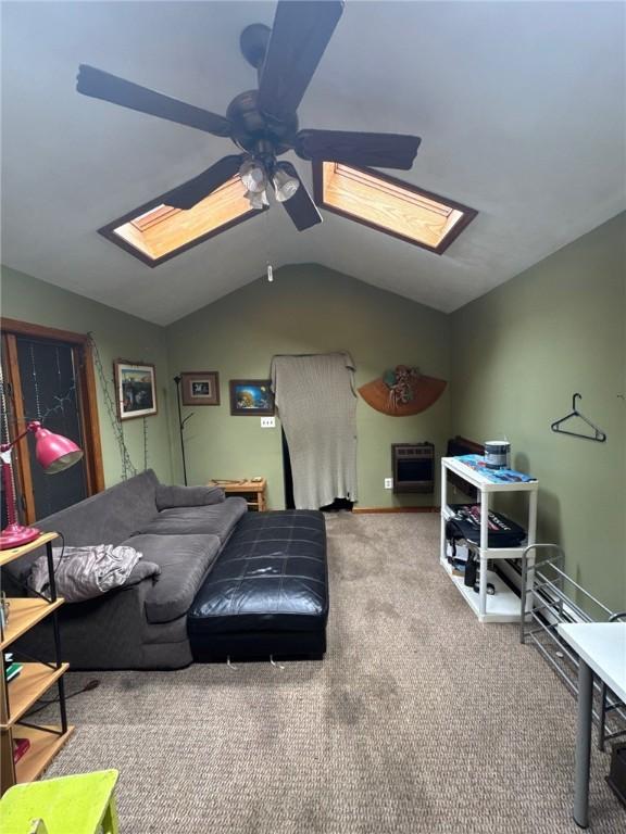 534 Independence Dr, Clairton, PA 15025 - carpeted living area featuring a skylight, lofted ceiling, and ceiling fan