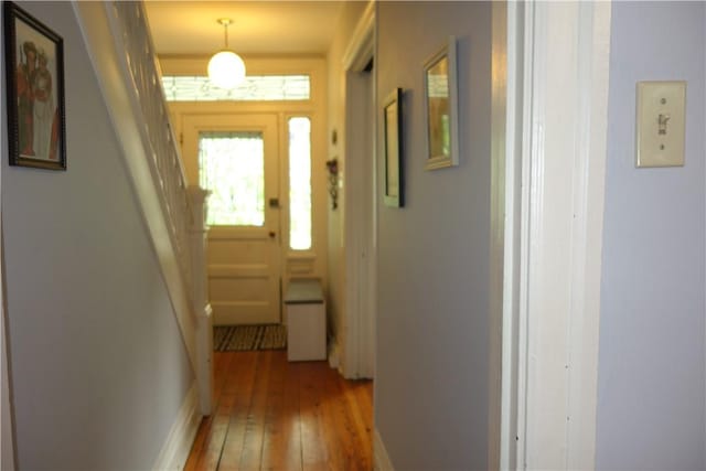 540 Mifflin Ave, Regent Square, PA 15221 - corridor with light wood-style flooring and baseboards