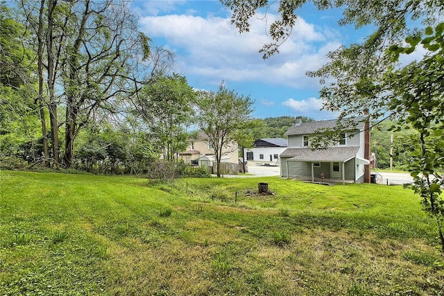 881 Main St, North Huntingdon, PA 15642 - view of green lawn