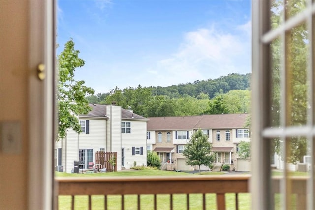 3080 E Bardonner Rd, Hampton, PA 15044 - balcony with a residential view