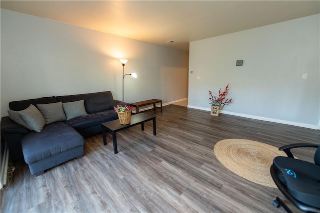 425 N Neville St Unit 302, Oakland, PA 15213 - living room with wood finished floors and baseboards