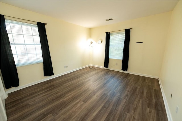 425 N Neville St Unit 302, Oakland, PA 15213 - empty room with dark wood-style floors and baseboards
