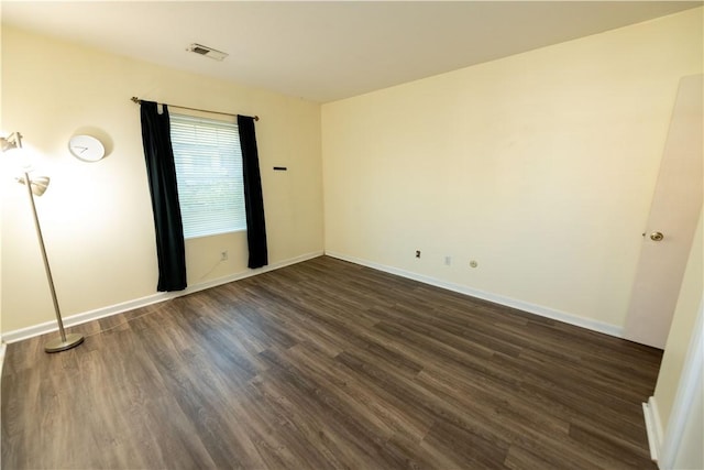 425 N Neville St Unit 302, Oakland, PA 15213 - empty room with dark wood-style floors and baseboards