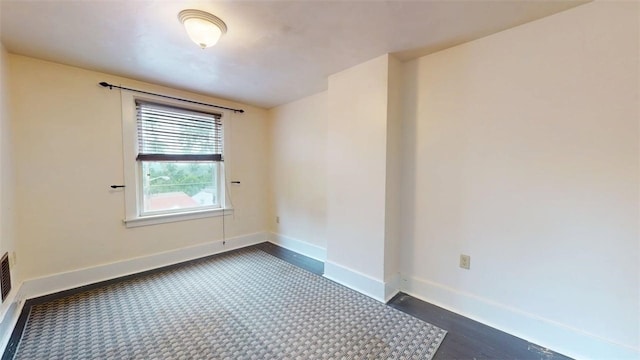 2945 Devlin St, Arlington, PA 15210 - empty room featuring baseboards