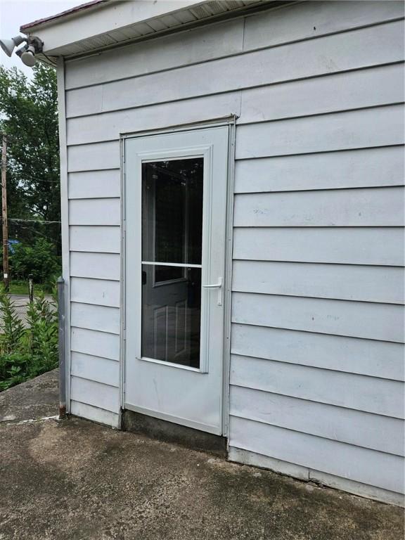 2945 Devlin St, Arlington, PA 15210 - view of exterior entry