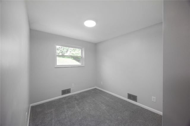 239 Pointview Rd, Brentwood, PA 15227 - spare room with carpet and baseboards