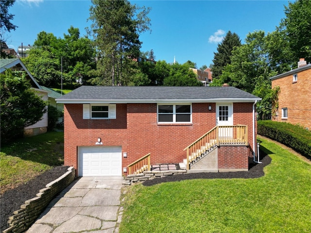 239 Pointview Rd, Brentwood, PA 15227 - view of front of property featuring a garage, concrete driveway, and a front yard