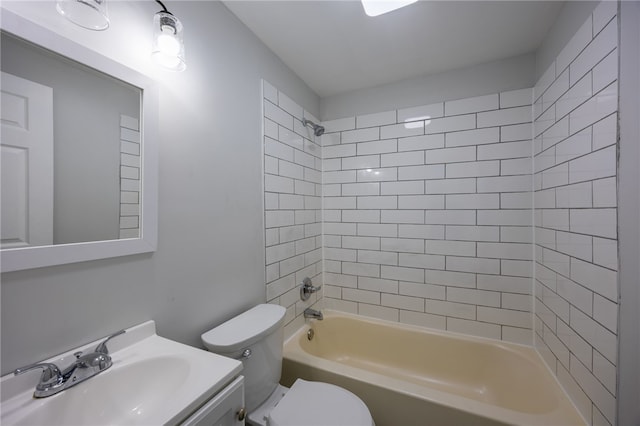 239 Pointview Rd, Brentwood, PA 15227 - bathroom with shower / washtub combination and vanity