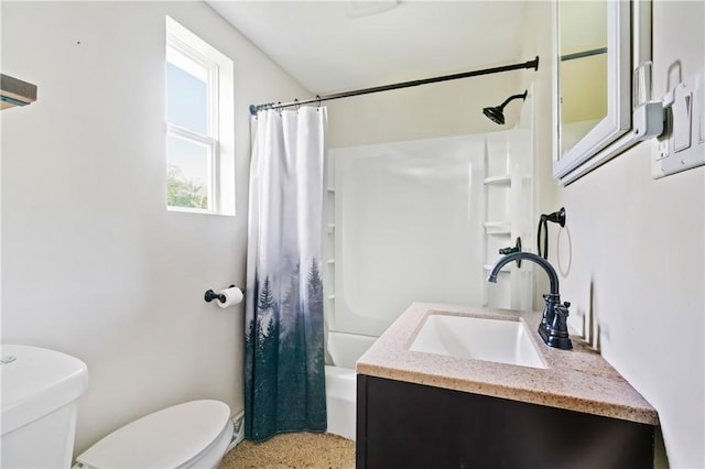224 E End, Bullskin Twp, PA 15425 - full bathroom featuring shower / bath combo with shower curtain, vanity, and speckled floor