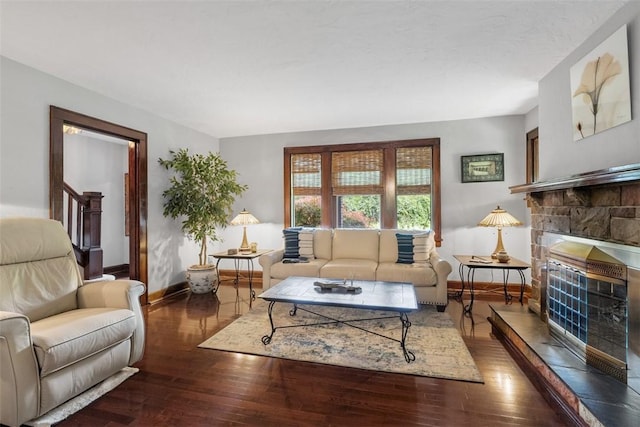5517 Gibson Rd, Richland, PA 15044 - living area featuring hardwood / wood-style floors and a fireplace with raised hearth