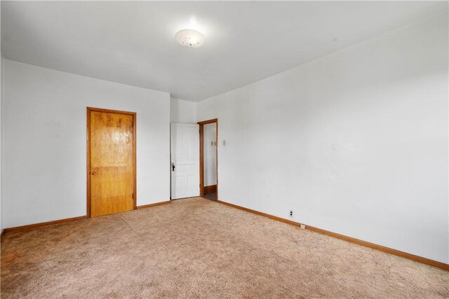 625 N Main St, City Of Washington, PA 15301 - unfurnished room featuring baseboards and light carpet