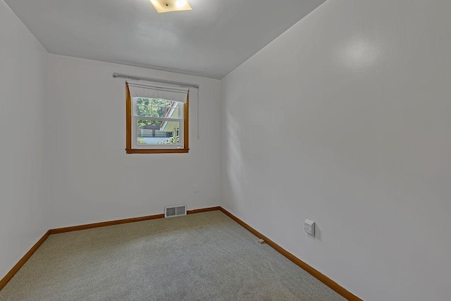 105 Eakin Dr, Brighton Twp, PA 15009 - carpeted empty room featuring baseboards