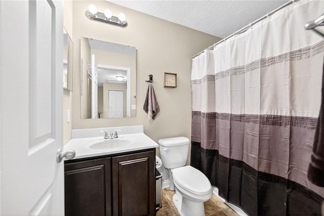 2000 Moccasin Dr, South Strabane, PA 15301 - bathroom featuring vanity, a textured ceiling, and curtained shower