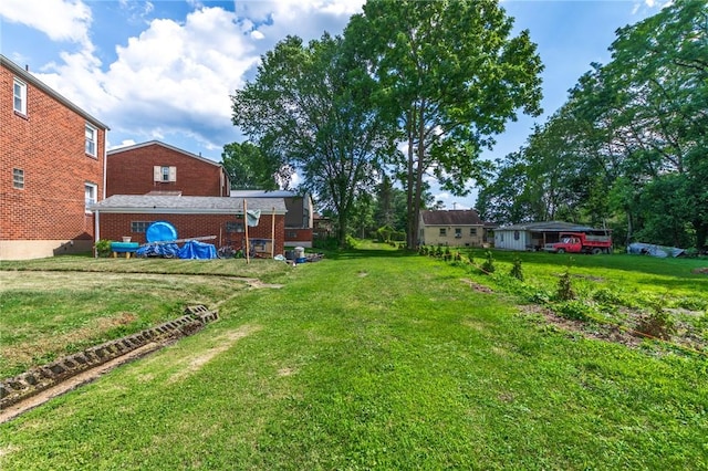 1029 3rd St, Baden, PA 15005 - view of green lawn