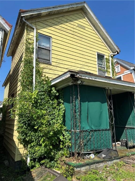 15 E Gaskill Ave, Jeannette, PA 15644 - view of property exterior