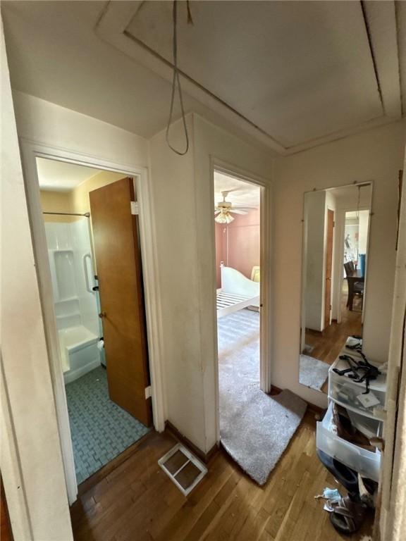 155 Roosevelt Ave, Stowe Twp, PA 15136 - hall featuring wood finished floors