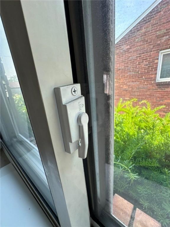 155 Roosevelt Ave, Stowe Twp, PA 15136 - detailed view of brick wall