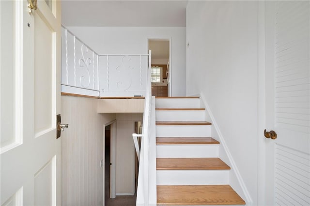 315 Olive St, Mccandless, PA 15237 - view of stairs