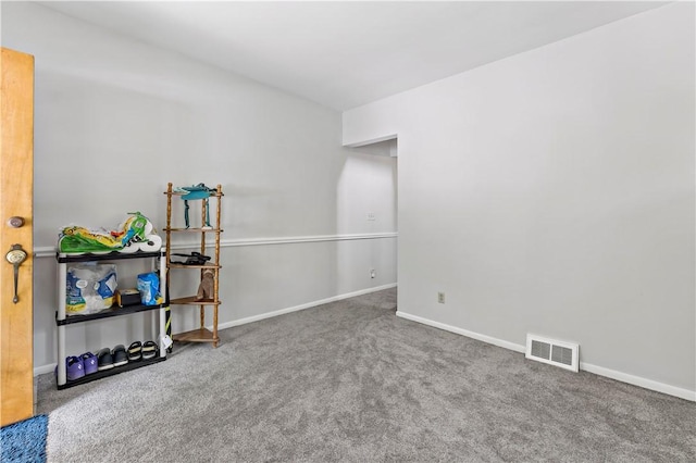 53 Fountain St, Crafton, PA 15205 - empty room featuring carpet flooring and baseboards