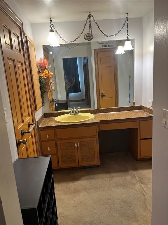 214 E Fairview Ave, Connellsville, PA 15425 - bathroom featuring vanity