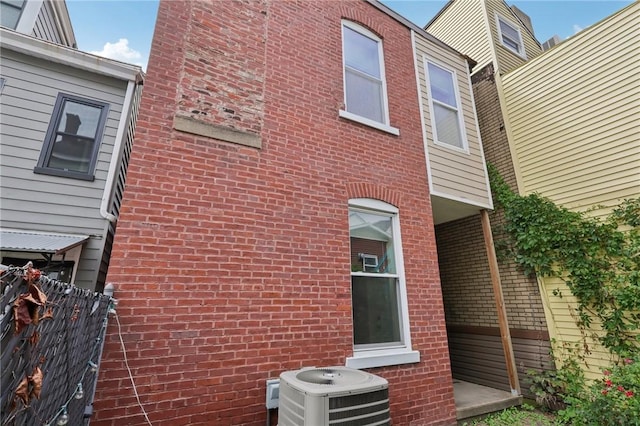 5156 Carnegie St, Lawrenceville, PA 15201 - photo 31