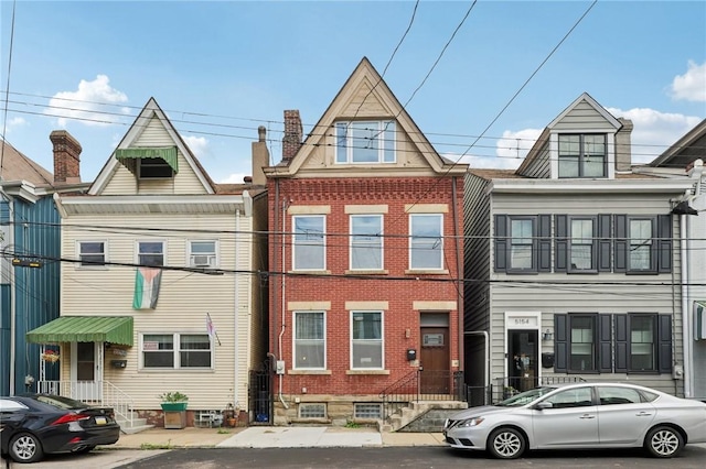 5156 Carnegie St, Lawrenceville, PA 15201 - photo 1