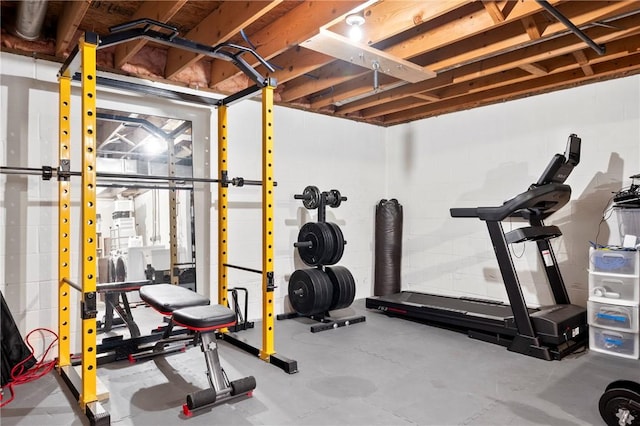 301 N Winebiddle St, Garfield, PA 15224 - view of workout room