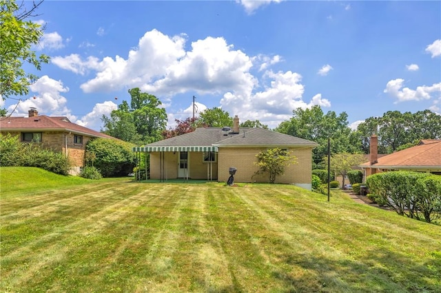1919 Outlook Dr, Penn Hills, PA 15147 - view of green lawn