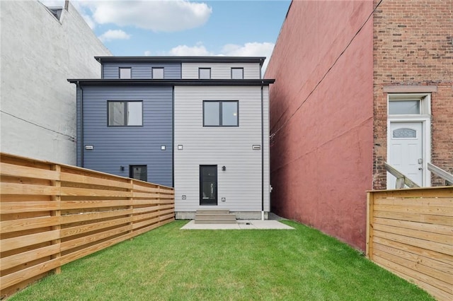 1211 Boyle St, Central North Side, PA 15212 - rear view of property with entry steps