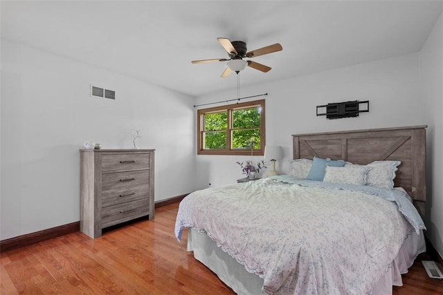 362 Ridge Rdg, Jackson Twp, PA 16063 - bedroom with wood finished floors and ceiling fan