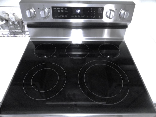 982 Braddock Rd, Forest Hills Boro, PA 15221 - kitchen view of stainless steel electric range