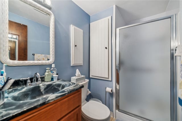 982 Braddock Rd, Forest Hills Boro, PA 15221 - bathroom with a shower stall and vanity