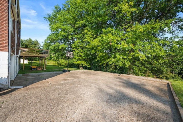 7604 Tyler Rd, Verona, PA 15147 - view of patio featuring a deck