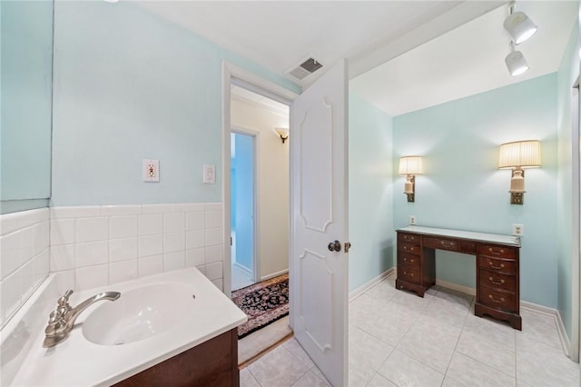 53 Highland Rd Unit 403-404, Bethel Park, PA 15102 - full bath featuring vanity and tile patterned floors