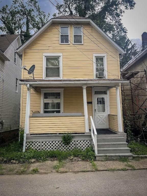526 Forcht St, City Of But Ne, PA 16001 - photo 2
