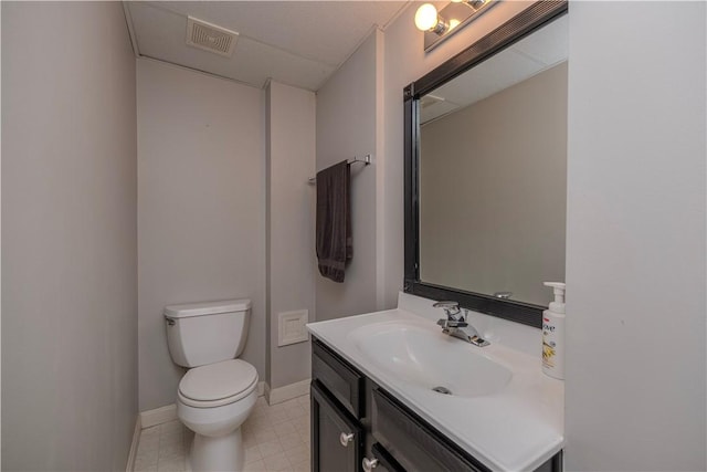 115 Westbrooke Ln, Findlay Twp, PA 15108 - bathroom featuring vanity and toilet