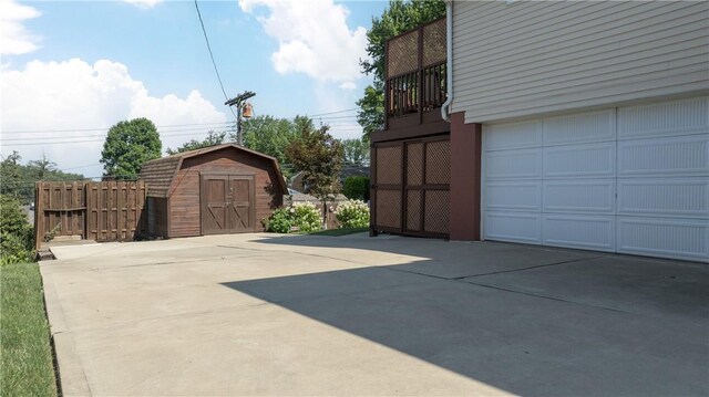 1916 Worcester Dr, Pittsburgh, PA 15243 - photo 25
