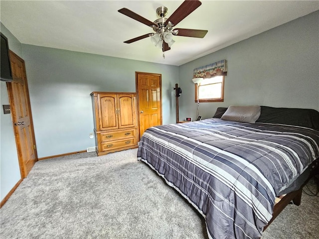 323 Hoon Rd, Oakland Twp, PA 16001 - bedroom featuring light carpet and a ceiling fan