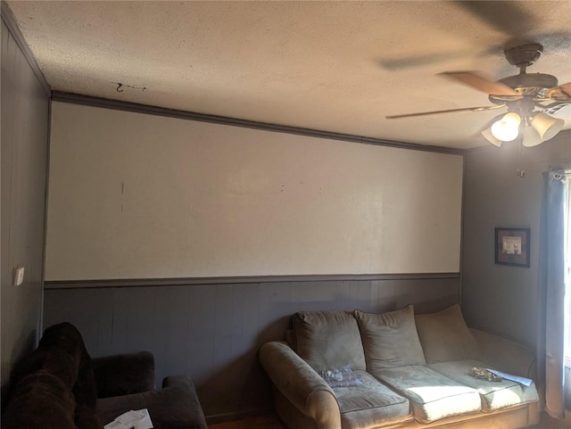 1233 Scott St, Mckeesport, PA 15132 - photo 2