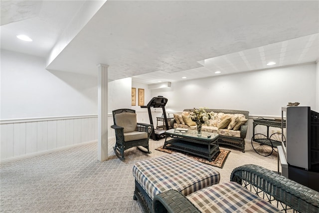 511 Brunswick Dr, Hempfield Twp, PA 15601 - carpeted living area featuring wainscoting and recessed lighting