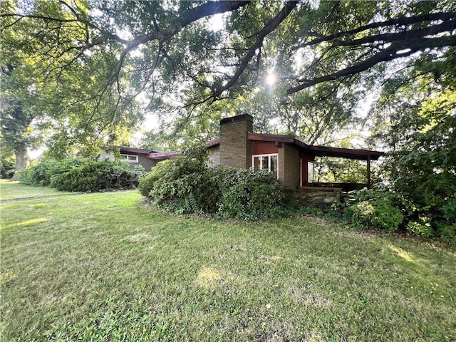 1560 Oneida Dr, Jefferson Hills, PA 15025 - view of green lawn