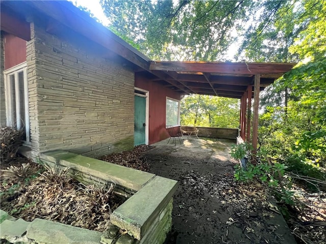 1560 Oneida Dr, Jefferson Hills, PA 15025 - view of property exterior featuring a patio